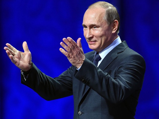 Путин поздравит долгожителей области