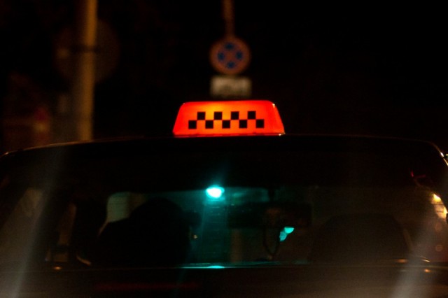 В Меленковском районе ограбили таксиста