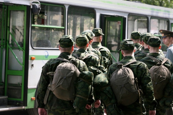 Во время осеннего призыва в армию отправят 1800 парней