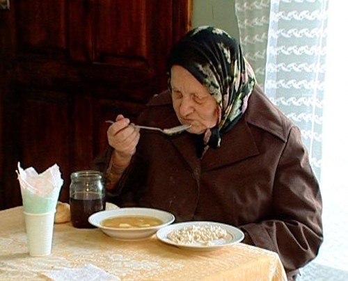 Во Владимире собирают подарки к Новому году для одиноких пенсионеров