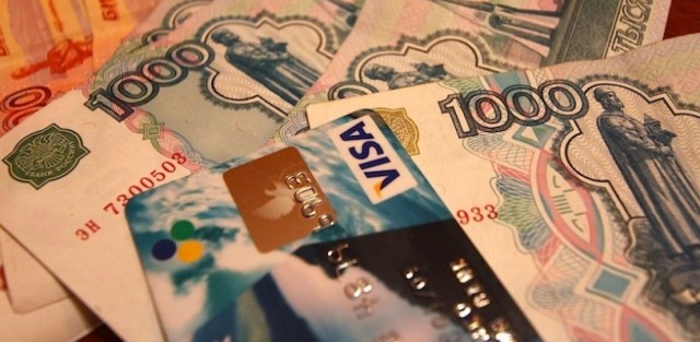 Сотрудница банка украла у клиента 1,5 миллиона рублей